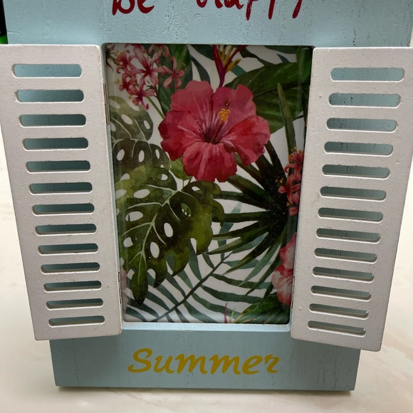 Summer time picture frame. - Picture 3 of 5